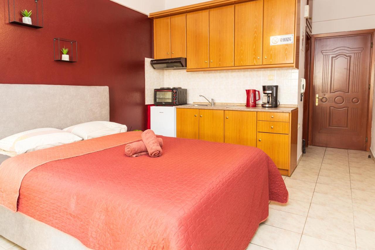 Blaze Studios & Apartments Ксанти Экстерьер фото