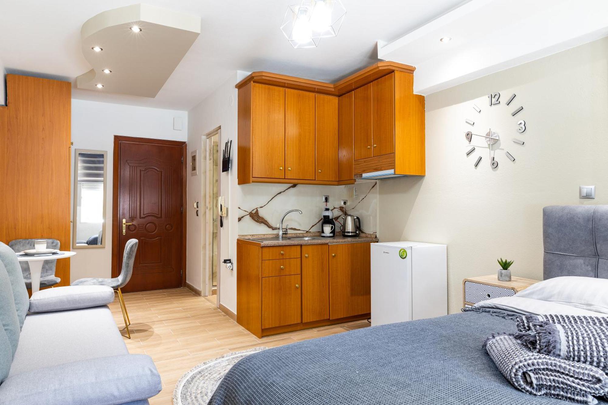 Blaze Studios & Apartments Ксанти Экстерьер фото